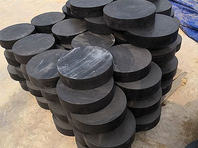 城子河板式橡胶支座由若干层橡胶片与薄钢板经加压硫化